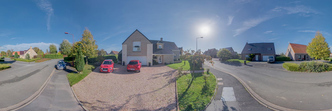 Vue exterieure 360 d'une maison dans le Nord
